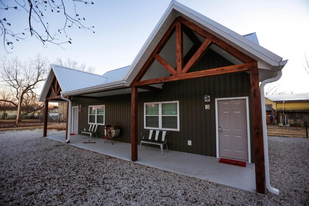 Knotty Squirrel Cabins Mountain View Extérieur photo