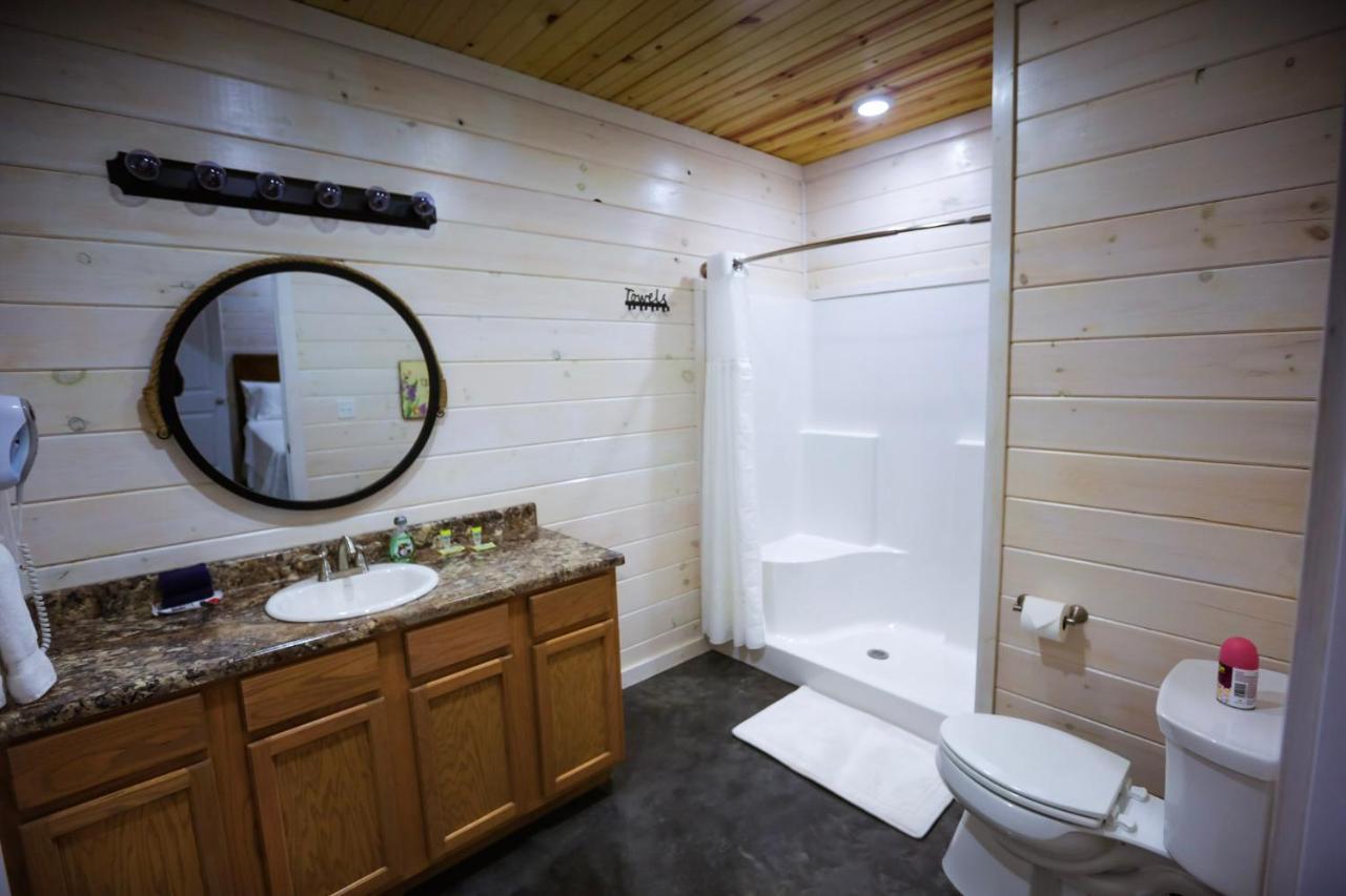 Knotty Squirrel Cabins Mountain View Extérieur photo